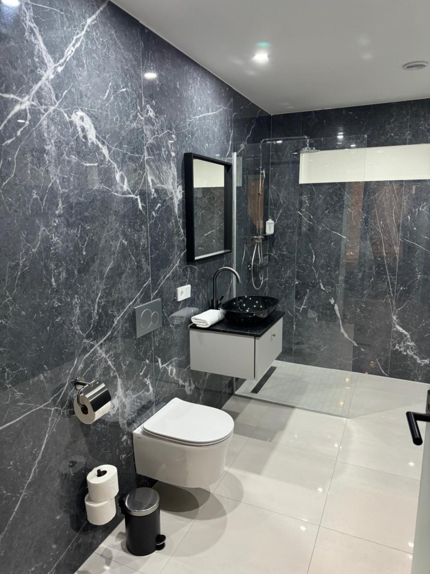 Design Apartment In The Centre Of Viena Exterior foto
